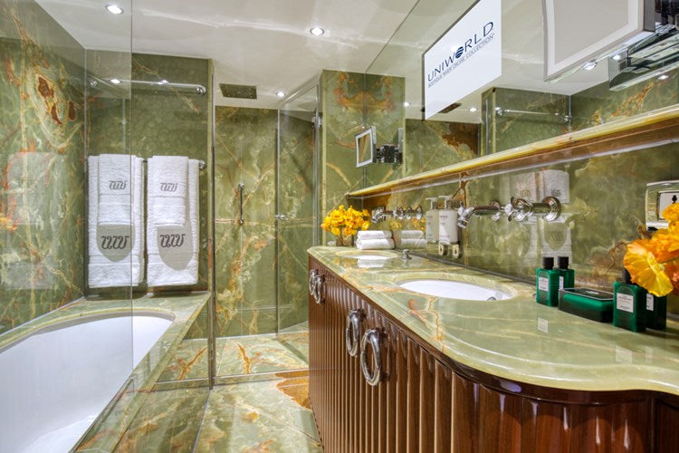Brilliant Bordeaux *EARLY BOOKING DISCOUNT*