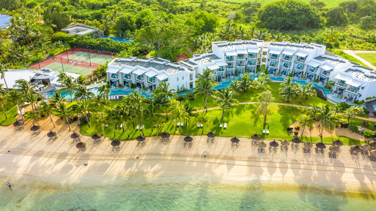 Beachcomber Victoria swim-up rooms